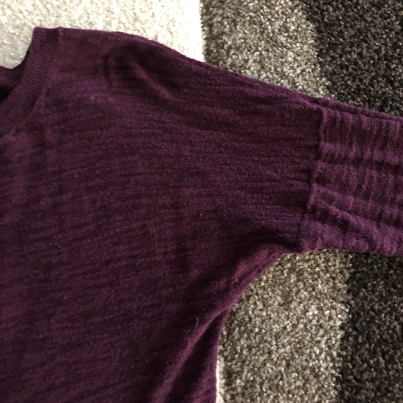 Express purple t shirt sweater - Picture 3 of 8